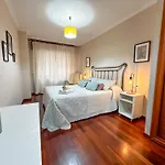 Completo, Amplio, Muy Iluminado Y Con Plaza De Garaje Incluida. O Grove