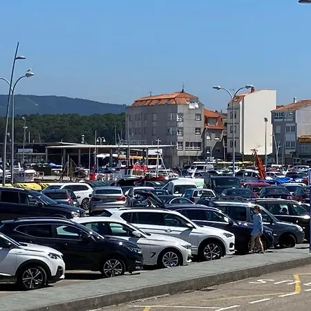 Completo, Amplio, Muy Iluminado Y Con Plaza De Garaje Incluida. O Grove