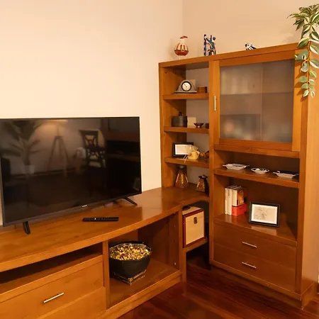 Completo, Amplio, Muy Iluminado Y Con Plaza De Garaje Incluida. * 오그로브