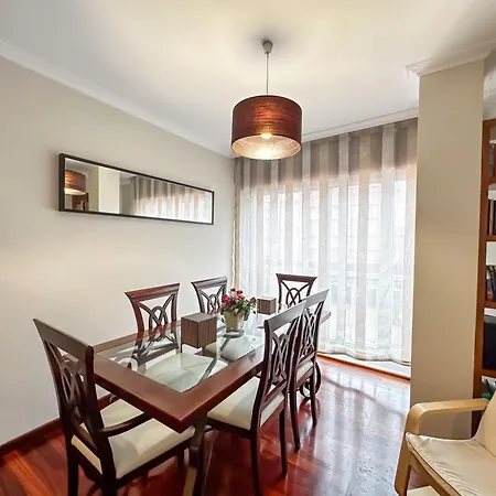Completo, Amplio, Muy Iluminado Y Con Plaza De Garaje Incluida. 아파트 오그로브